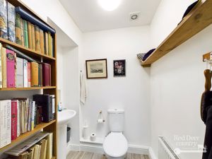 WC- click for photo gallery